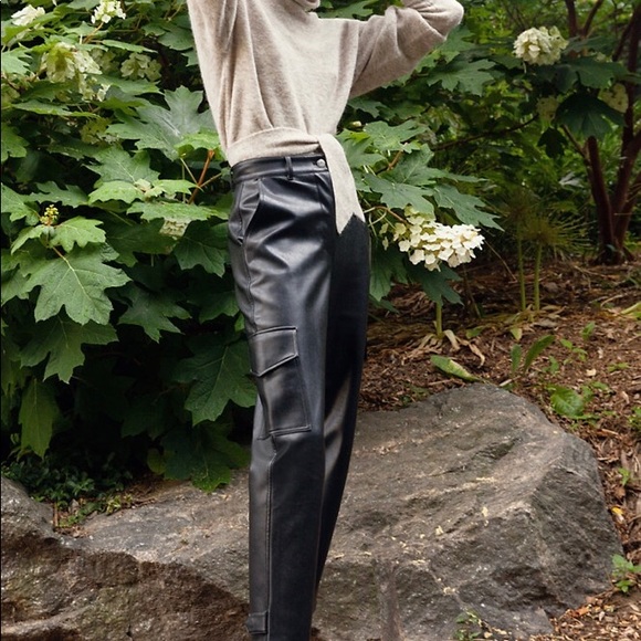 *sold* Wilfred Lorin Sweater - Alpaca Blend - Picture 5 of 8